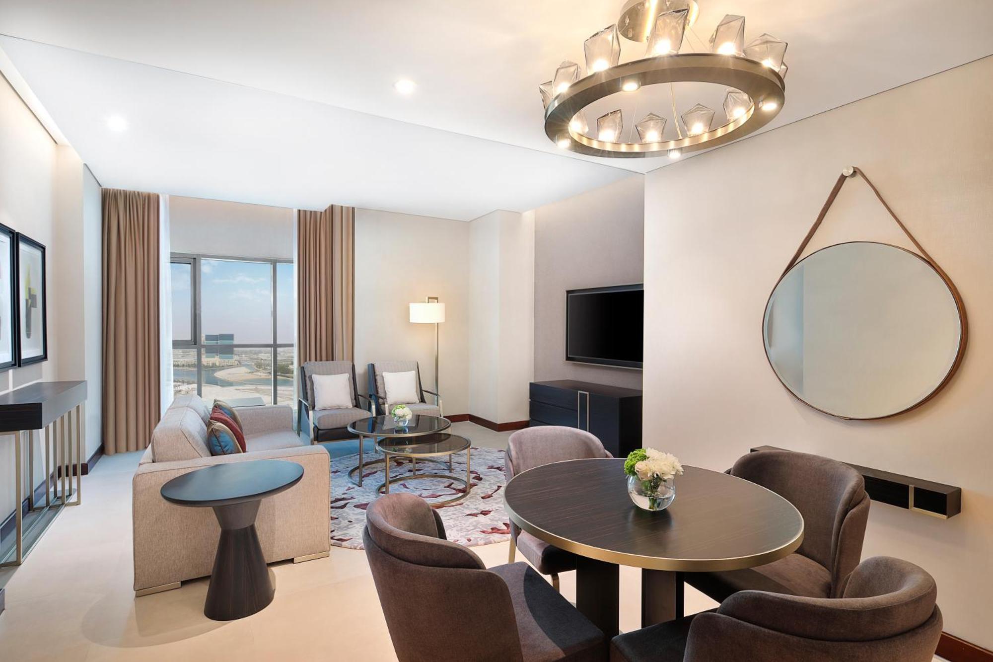 Hilton Doha The Pearl Hotel Bagian luar foto